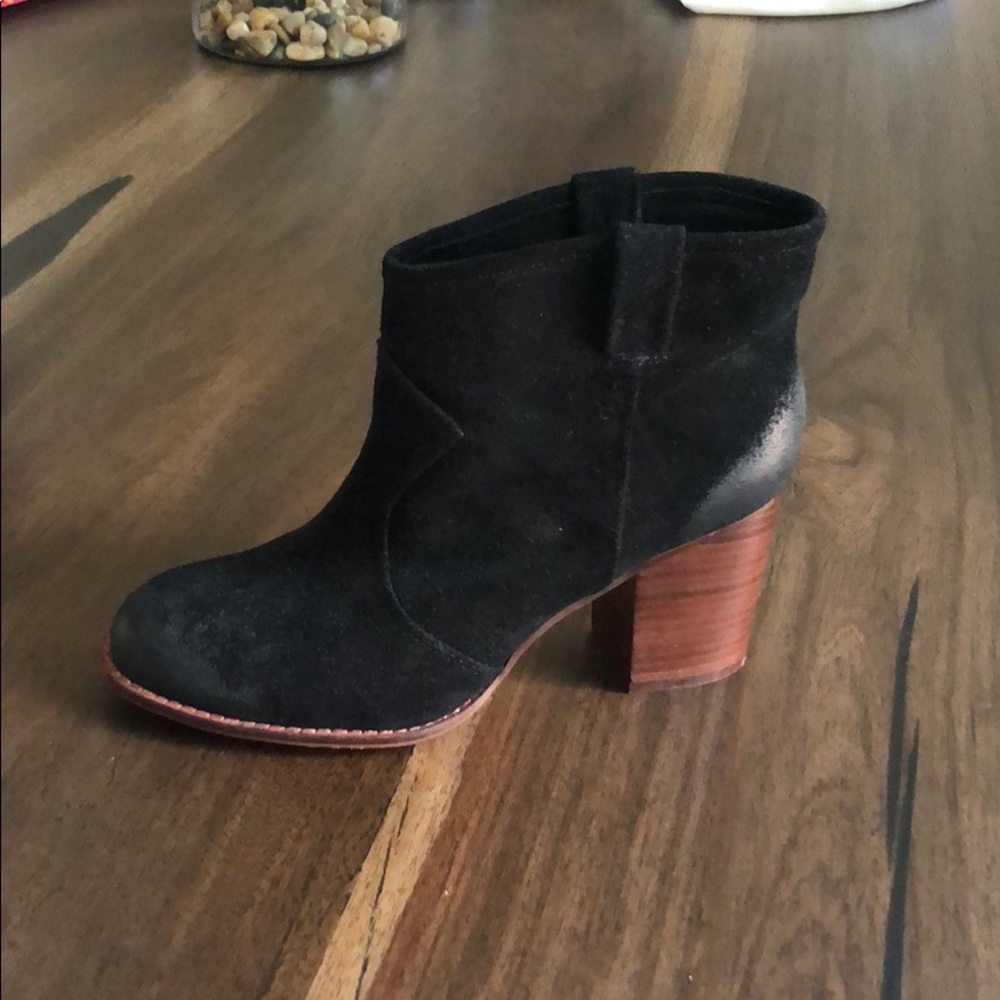 Black Booties